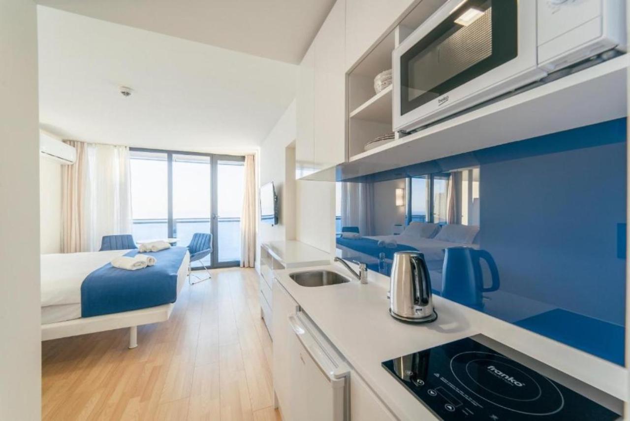 Luxury Sea View Apartments In Orbi City 바투미 외부 사진