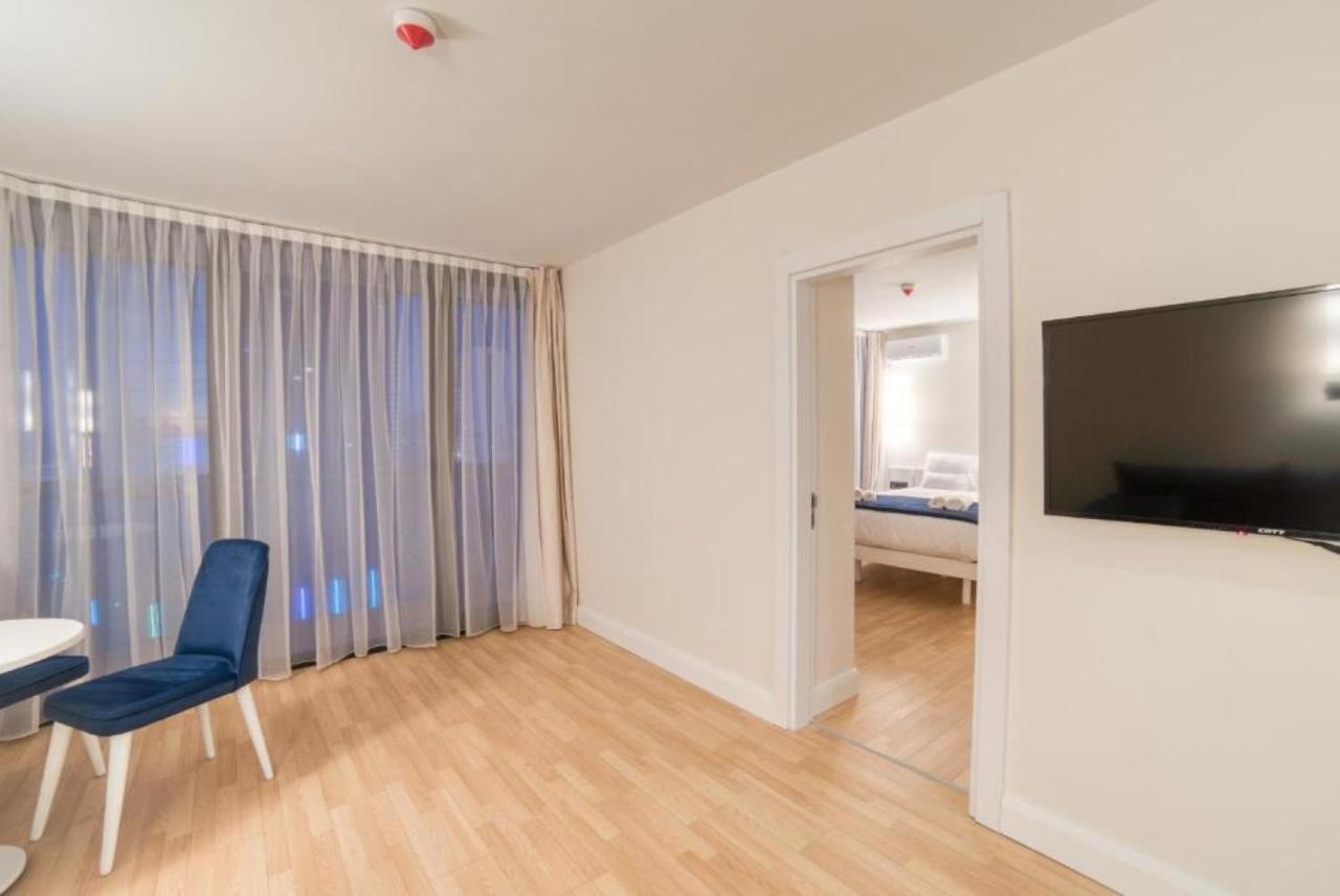 Luxury Sea View Apartments In Orbi City 바투미 외부 사진