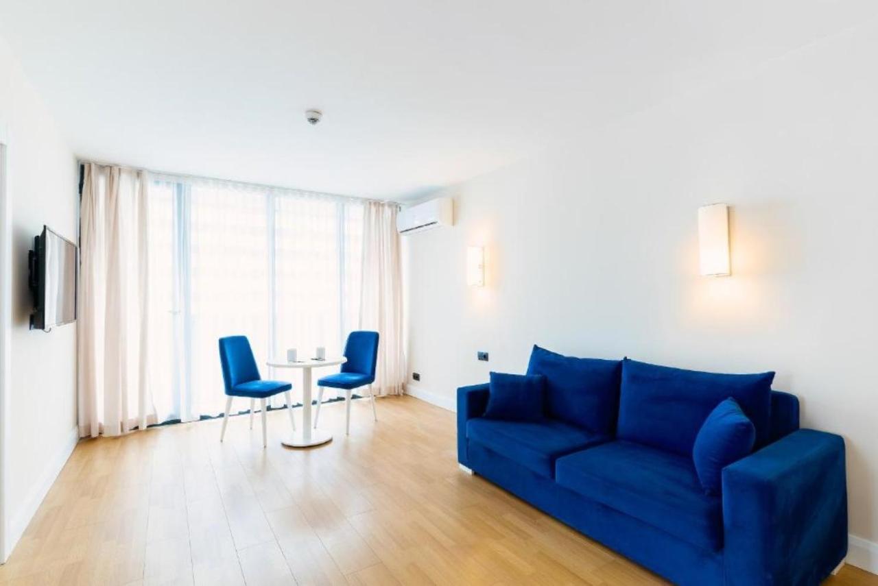 Luxury Sea View Apartments In Orbi City 바투미 외부 사진