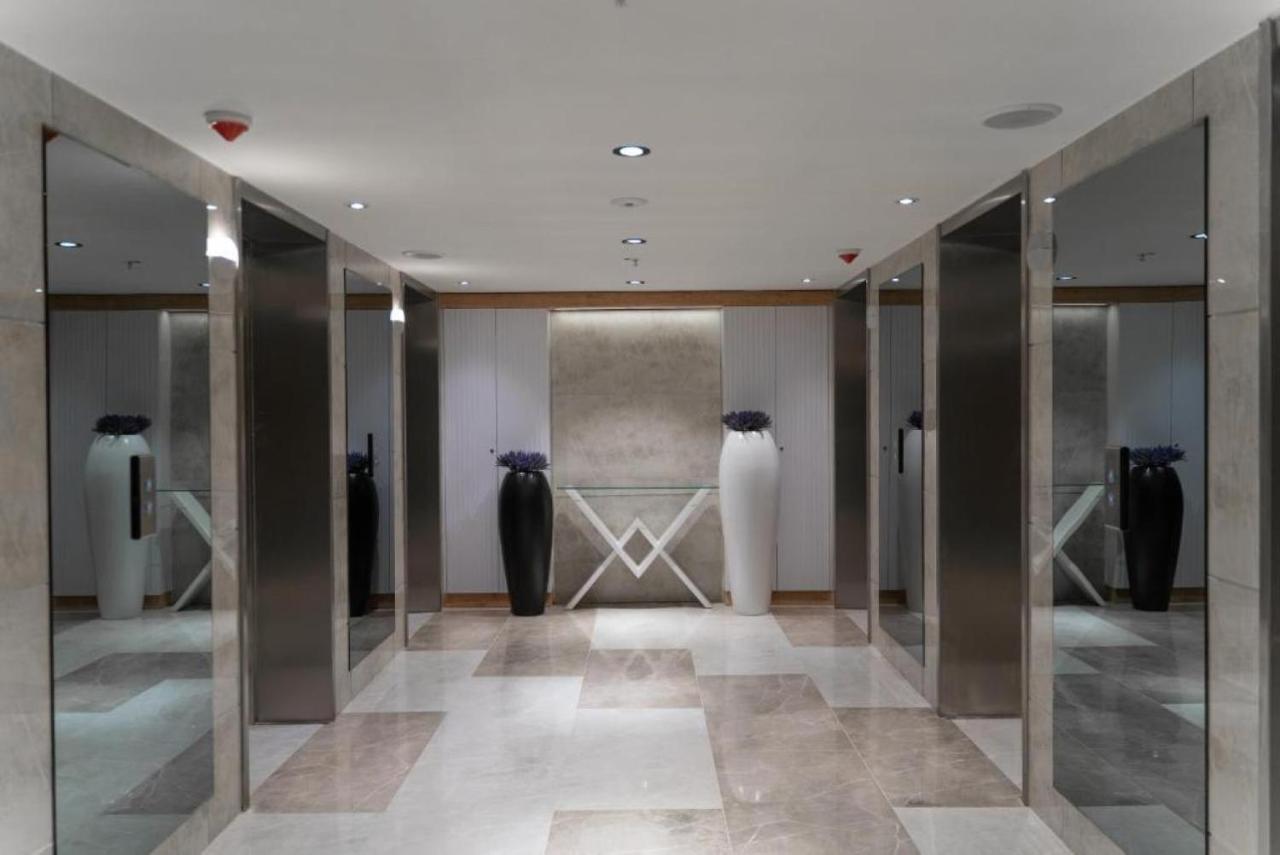 Luxury Sea View Apartments In Orbi City 바투미 외부 사진
