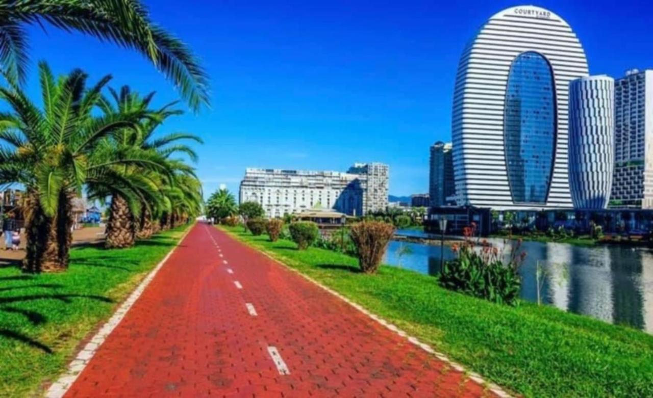 Luxury Sea View Apartments In Orbi City 바투미 외부 사진