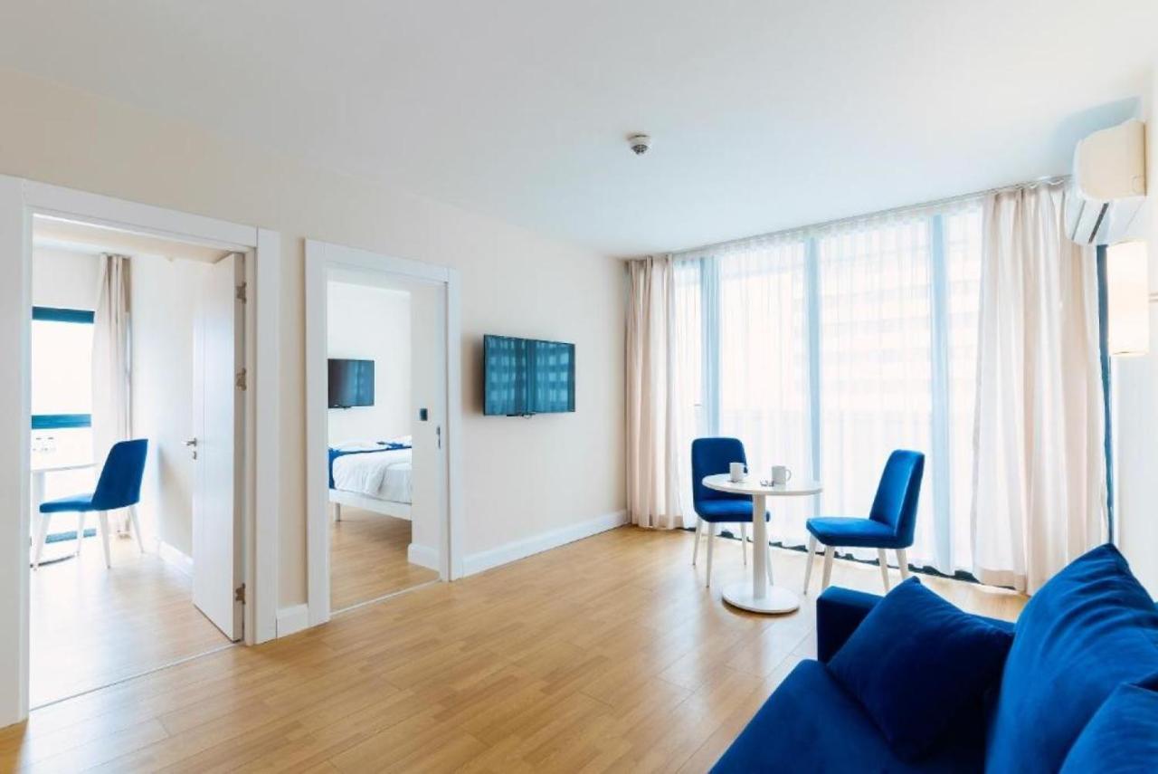 Luxury Sea View Apartments In Orbi City 바투미 외부 사진